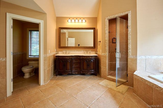 637 S Mountain Road, New City, NY 10956