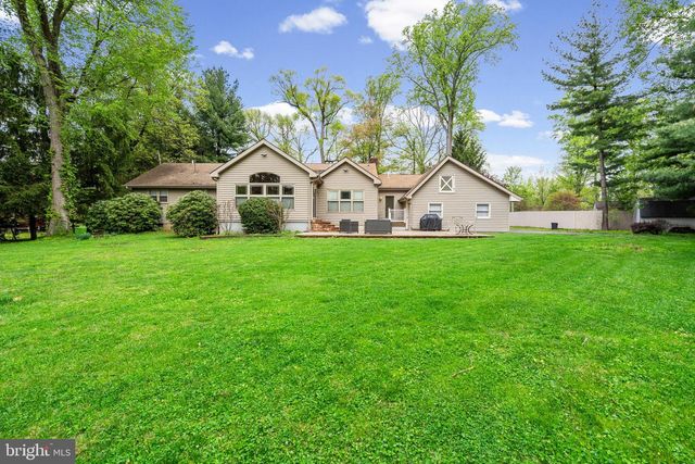 612 DOUBLE WOODS RD, Langhorne, PA 19047