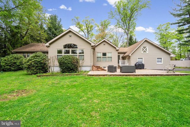 612 DOUBLE WOODS RD, Langhorne, PA 19047