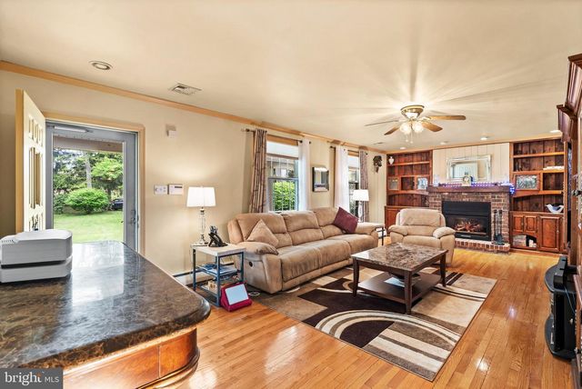 612 DOUBLE WOODS RD, Langhorne, PA 19047