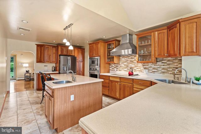 612 DOUBLE WOODS RD, Langhorne, PA 19047
