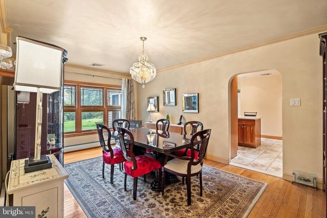 612 DOUBLE WOODS RD, Langhorne, PA 19047