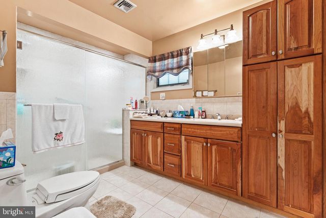 612 DOUBLE WOODS RD, Langhorne, PA 19047