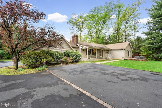 612 DOUBLE WOODS RD, Langhorne, PA 19047