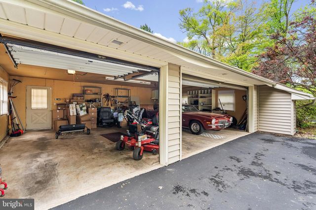 612 DOUBLE WOODS RD, Langhorne, PA 19047