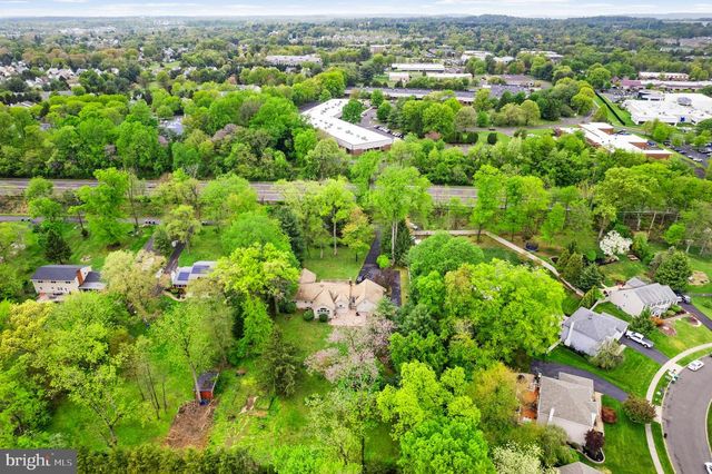 612 DOUBLE WOODS RD, Langhorne, PA 19047