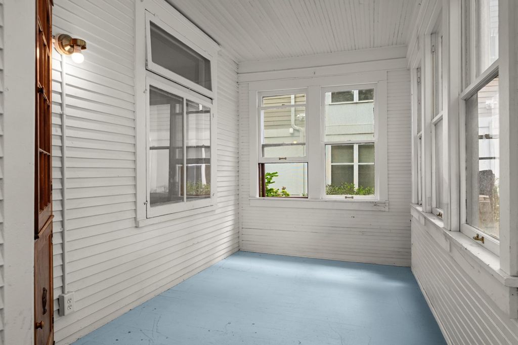 2445 Lyndale Avenue S, Minneapolis, MN 55405 — photo 4