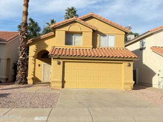 1356 E HELENA Drive, Phoenix, AZ 85022