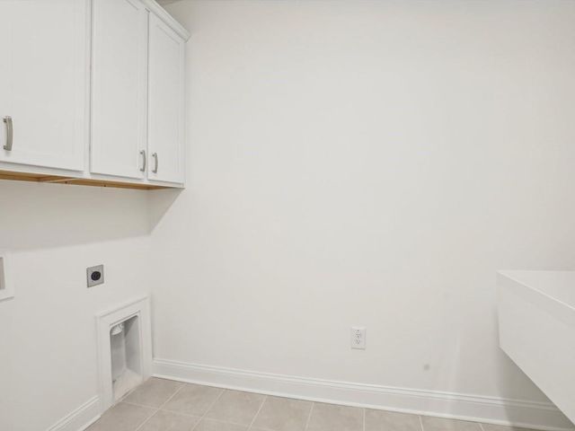 200 Persimmon Drive, Holly Springs, GA 30115