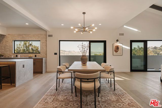 2474 Silver Ridge Avenue, Los Angeles, CA 90039