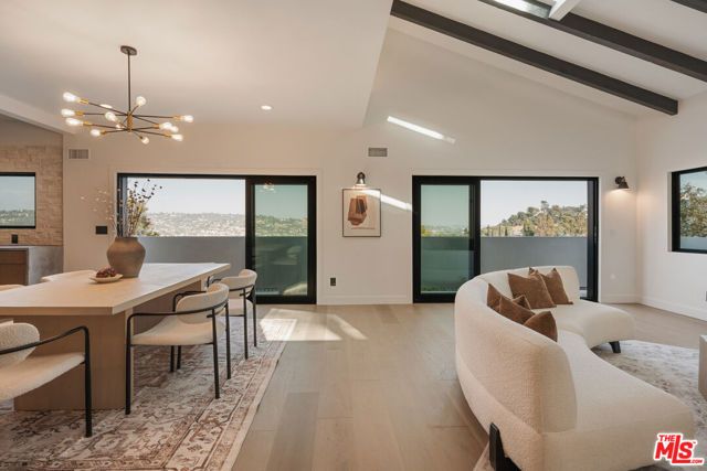 2474 Silver Ridge Avenue, Los Angeles, CA 90039