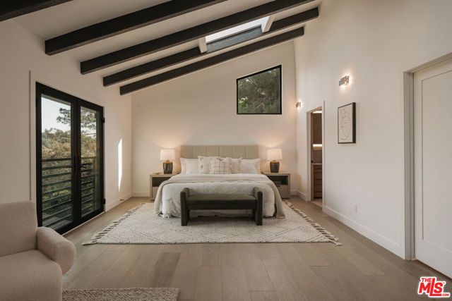 2474 Silver Ridge Avenue, Los Angeles, CA 90039