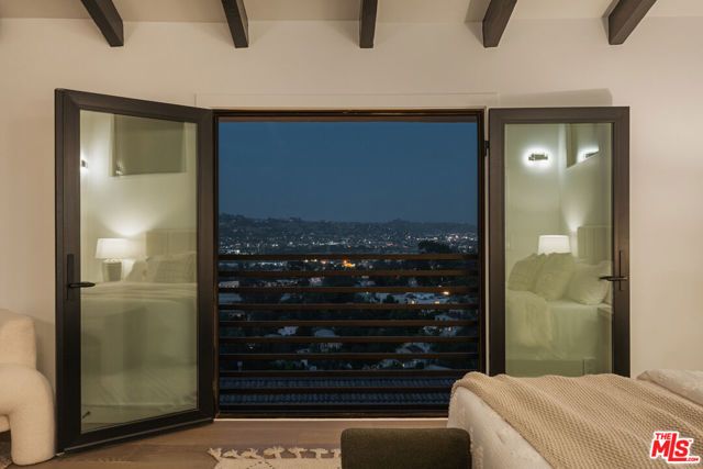 2474 Silver Ridge Avenue, Los Angeles, CA 90039