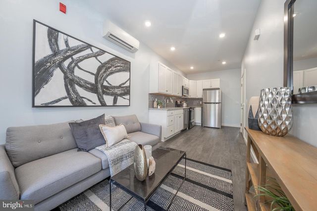 202 W SUSQUEHANNA AVE, Philadelphia, PA 19122