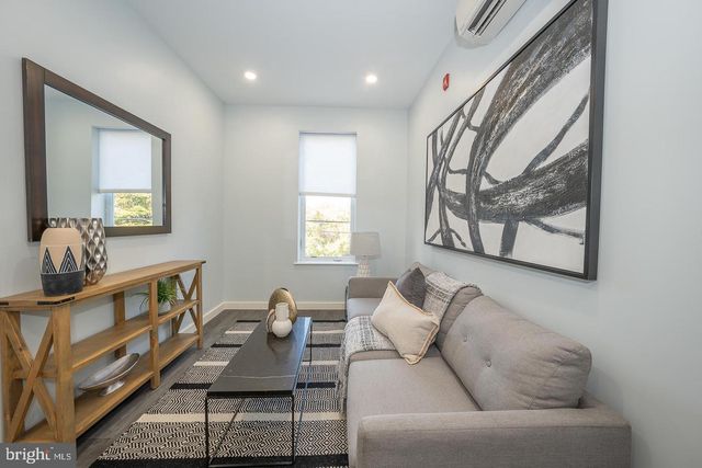 202 W SUSQUEHANNA AVE, Philadelphia, PA 19122