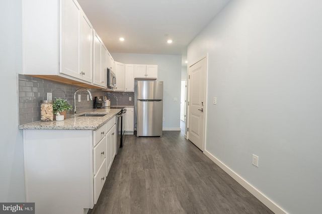 202 W SUSQUEHANNA AVE, Philadelphia, PA 19122