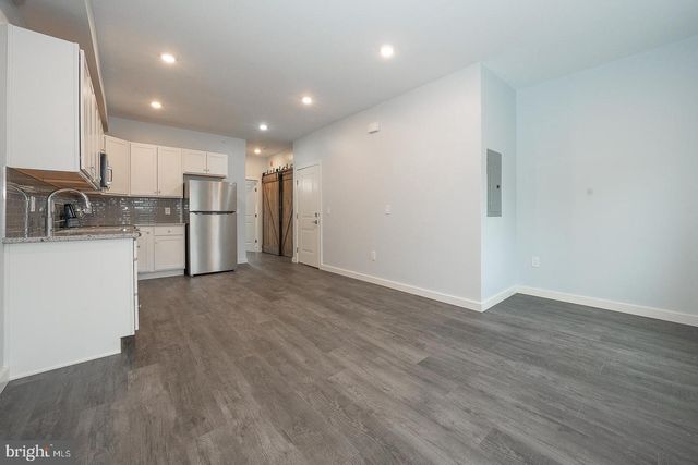 202 W SUSQUEHANNA AVE, Philadelphia, PA 19122