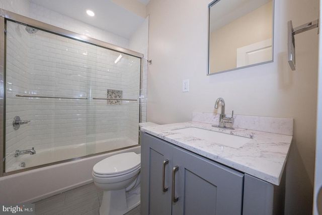 202 W SUSQUEHANNA AVE, Philadelphia, PA 19122