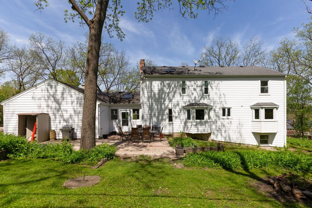 Image 27 of property listing at 1126 Crane Drive, Sleepy Hollow, IL 60118