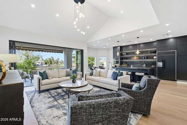 21480 N 56TH Avenue, Glendale, AZ 85308