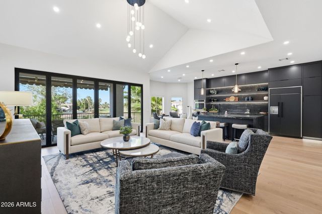 21480 N 56TH Avenue, Glendale, AZ 85308