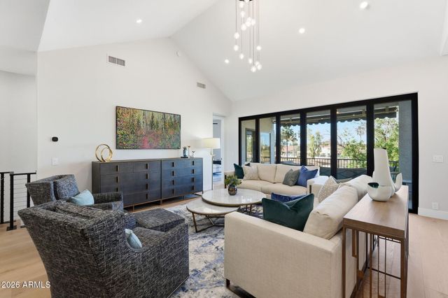 21480 N 56TH Avenue, Glendale, AZ 85308