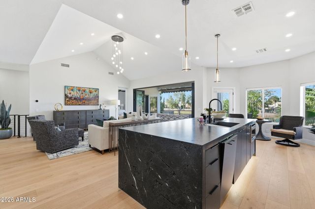 21480 N 56TH Avenue, Glendale, AZ 85308