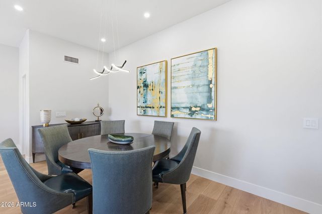 21480 N 56TH Avenue, Glendale, AZ 85308