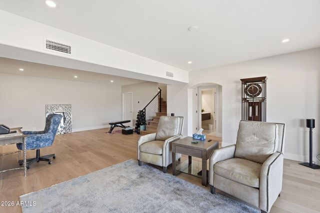 21480 N 56TH Avenue, Glendale, AZ 85308