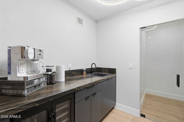 21480 N 56TH Avenue, Glendale, AZ 85308