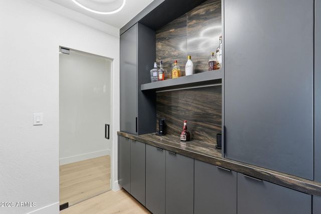 21480 N 56TH Avenue, Glendale, AZ 85308