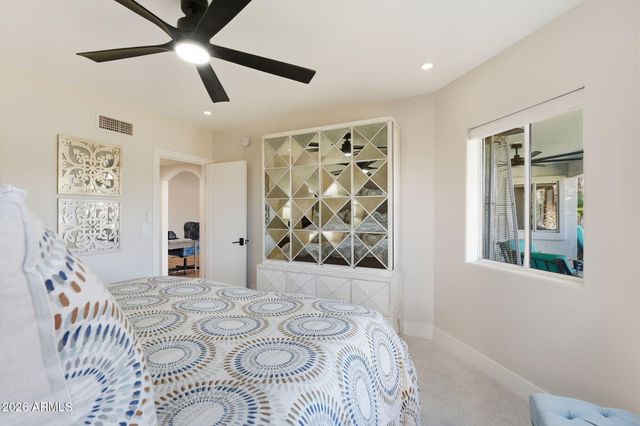 21480 N 56TH Avenue, Glendale, AZ 85308