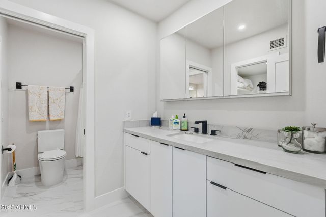 21480 N 56TH Avenue, Glendale, AZ 85308