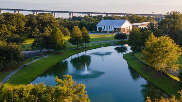 124 Fairbanks Oak Alley 4b, Daniel Island, SC 29492