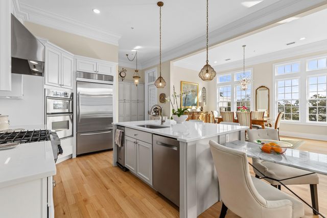 124 Fairbanks Oak Alley 4b, Daniel Island, SC 29492