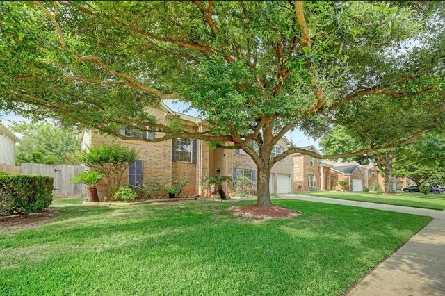 5949 Whispering Lakes Drive, Katy, TX 77493