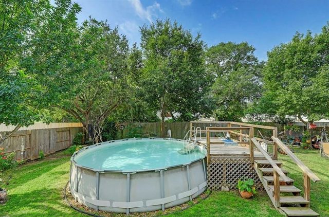 5949 Whispering Lakes Drive, Katy, TX 77493