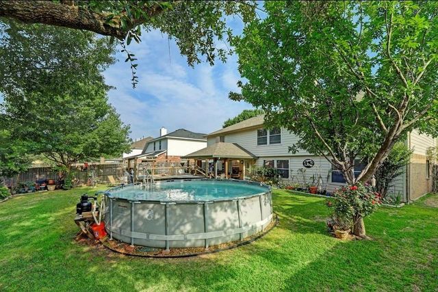 5949 Whispering Lakes Drive, Katy, TX 77493