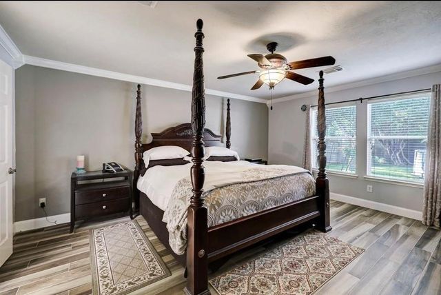 5949 Whispering Lakes Drive, Katy, TX 77493