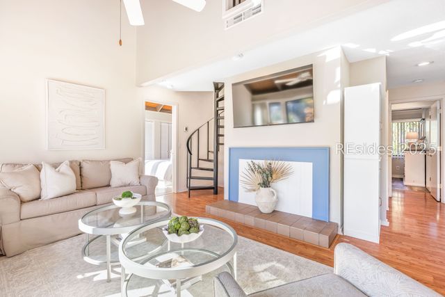 55 Night Heron Ln, Hilton Head Island, SC 29928