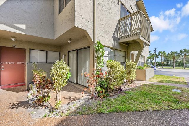 2532 Coral Springs Dr 2532, Coral Springs, FL 33065