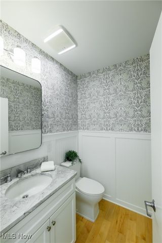 2079 Columbus Road, Cleveland, OH 44113