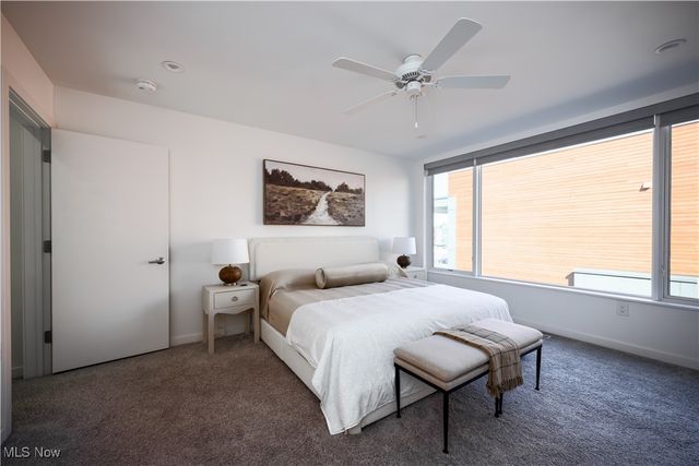 2079 Columbus Road, Cleveland, OH 44113