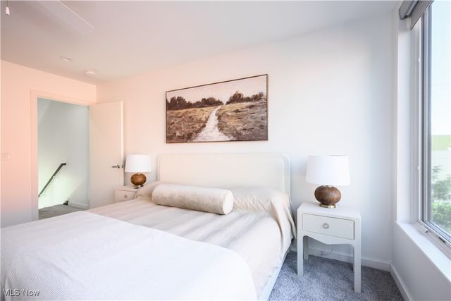 2079 Columbus Road, Cleveland, OH 44113