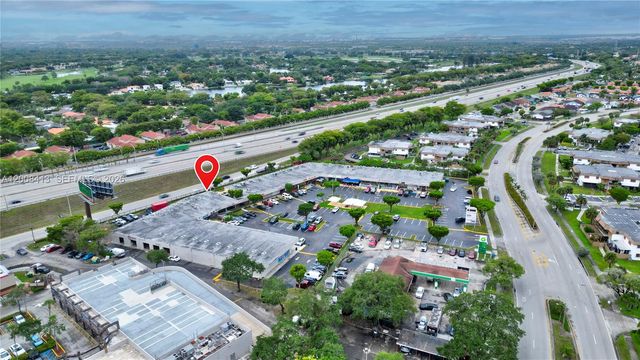68 169 ST, Hialeah, FL 33015