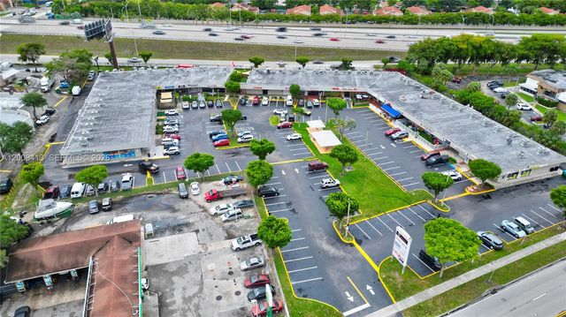 68 169 ST, Hialeah, FL 33015