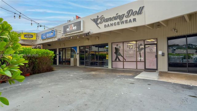68 169 ST, Hialeah, FL 33015