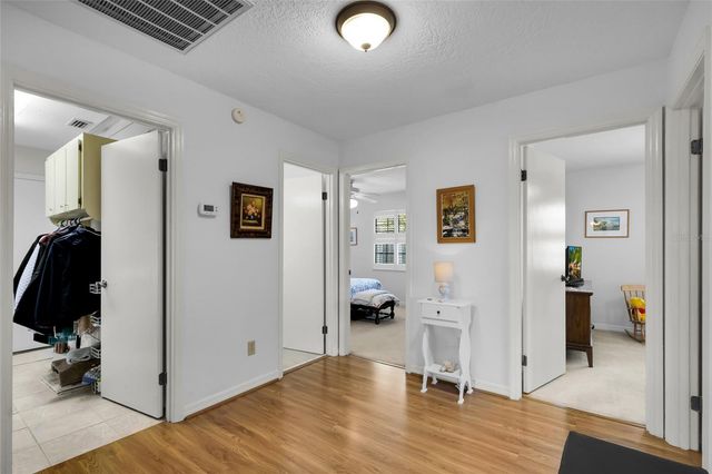 2045 SE 32ND STREET, Ocala, FL 34471