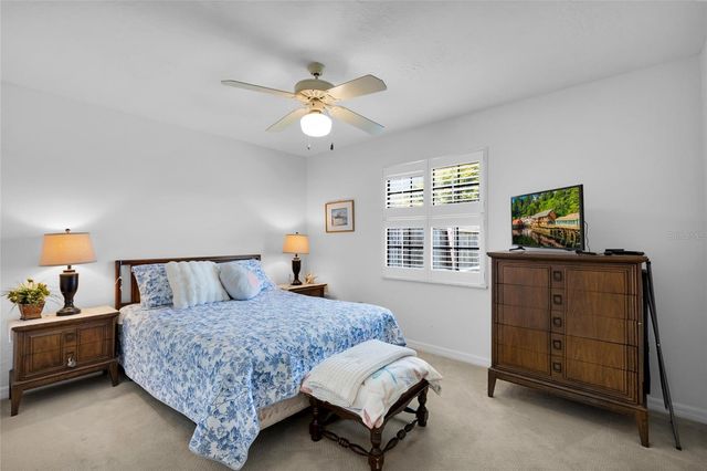 2045 SE 32ND STREET, Ocala, FL 34471