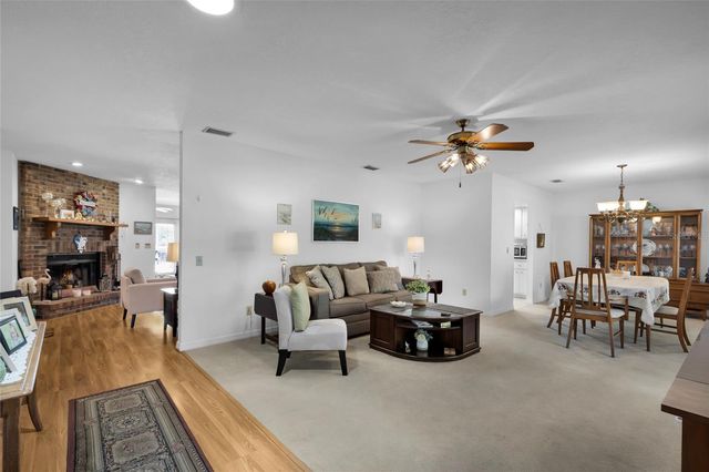 2045 SE 32ND STREET, Ocala, FL 34471